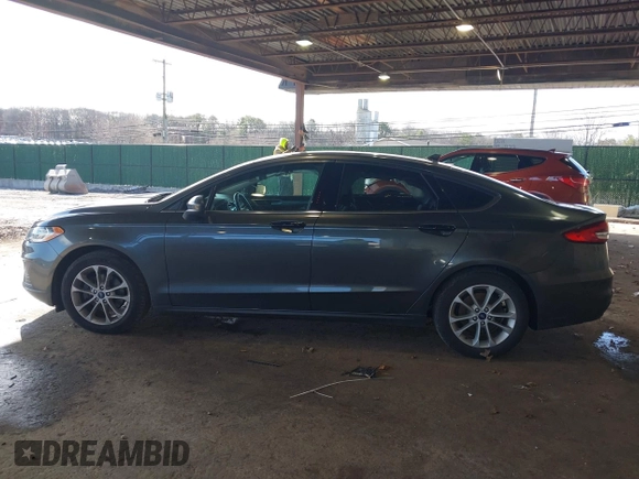 2019 Ford Fusion SE with VIN 3FA6P0HD5KR244720, listed as a IAAI auction lot 41845516 with 57,124 mi miles. Bid and sale history available at carsss.com. Image 14.