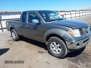 2007 Nissan Frontier Nismo z VIN 1N6AD06W97C427106, wystawiony jako IAAI lot #42406997 z przebiegiem 137 353 mil mil oraz . Historia ofert i sprzedaży dostępna na DreamBid. Obrazek 1.
