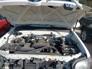 2006 Toyota Sequoia SR5 with VIN 5TDZT34AX6S283130, listed as a IAAI auction lot 41839079 with 207,638 mi miles. Bid and sale history available at carsss.com. Image 10.
