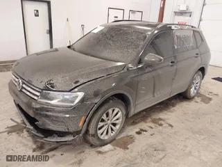 2019 Volkswagen Tiguan S with VIN 3VV0B7AX3KM182311, listed as a IAAI auction lot 41727114 with 98,035 mi miles. Bid and sale history available at carsss.com. Image 17.