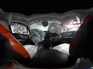 2017 Jeep Renegade Limited с VIN ZACCJBDB8HPF71761, выставлен на аукционе IAAI как лот 41294808 с пробегом 105 003 миль миль и . История ставок и продаж доступна на DreamBid. Изображение 19.