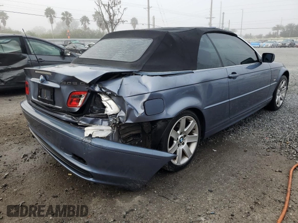 2002 BMW 3 Series 325Ci with VIN WBABS33402PG88045, listed as a Copart auction lot 43386425 with 167,588 mi miles and Salvage Title. Bid and sale history available at carsss.com. Image 3.