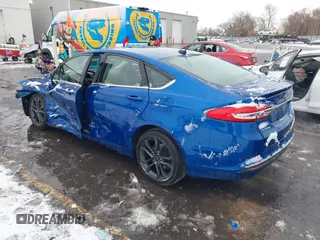 2018 Ford Fusion SE with VIN 3FA6P0HD8JR204274, listed as a IAAI auction lot 41194622 with 71,556 mi miles. Bid and sale history available at carsss.com. Image 3.
