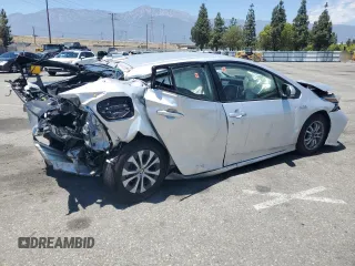 2021 Toyota Prius LE z VIN JTDKAMFPXM3169514, wystawiony jako Copart lot #63255095 z przebiegiem 49 546 mil mil oraz Szkoda całkowita • Salvage title. Historia ofert i sprzedaży dostępna na DreamBid. Obrazek 3.