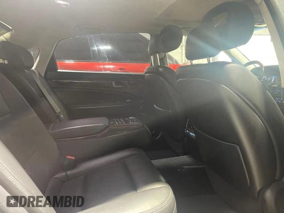 2014 Hyundai Equus Ultimate z VIN KMHGH4JH1EU084232, wystawiony jako Copart lot #48601185 z przebiegiem 145 219 mil mil oraz Szkoda całkowita • Salvage title. Historia ofert i sprzedaży dostępna na DreamBid. Obrazek 6.