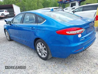 2020 Ford Fusion SE with VIN 3FA6P0HD4LR195267, listed as a IAAI auction lot 42010448 with 97,603 mi miles and . Bid and sale history available at DreamBid. Image 3.