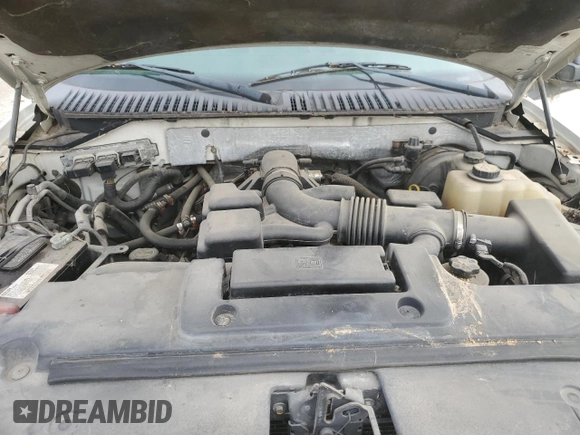 2008 Ford Expedition SSV with VIN 1FMFU16558LA64368, listed as a Copart auction lot 50095805 with 202,813 mi miles and Clean title. Bid and sale history available at DreamBid. Image 12.