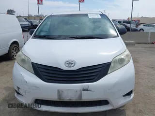 2011 Toyota Sienna with VIN 5TDZK3DCXBS011806, listed as a IAAI auction lot 41999946 with 219,907 mi miles. Bid and sale history available at carsss.com. Image 11.
