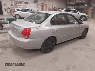2004 Hyundai Elantra GLS z VIN KMHDN46D54U913626, wystawiony jako IAAI lot #41845546 z przebiegiem 187 267 mil mil oraz . Historia ofert i sprzedaży dostępna na DreamBid. Obrazek 4.