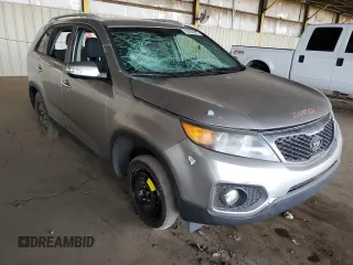 2013 Kia Sorento LX with VIN 5XYKT4A20DG374714, listed as a Copart auction lot 55486465 with Not provided miles and Salvage title. Bid and sale history available at DreamBid. Image 4.