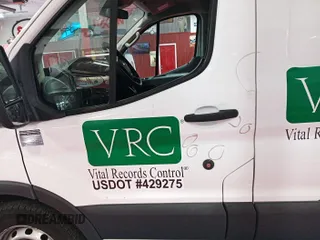 2017 Ford Transit с VIN 1FTYE1ZM6HKA20446, выставлен на аукционе IAAI как лот 42854298 с пробегом 192 005 миль миль и . История ставок и продаж доступна на DreamBid. Изображение 43.