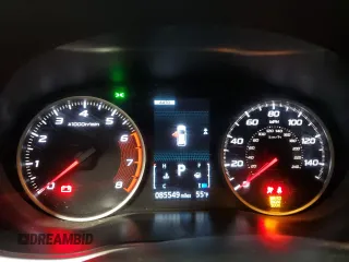 2018 Mitsubishi Eclipse Cross ES z VIN JA4AT3AA9JZ050472, wystawiony jako Copart lot #47934205 z przebiegiem 85 549 mil mil oraz Szkoda całkowita • Salvage title. Historia ofert i sprzedaży dostępna na DreamBid. Obrazek 9.
