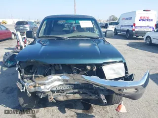 1998 Toyota 4Runner with VIN JT3GM84R6W0032488, listed as a IAAI auction lot 41502573 with 225,419 mi miles. Bid and sale history available at carsss.com. Image 12.