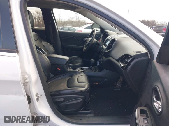 2020 Jeep Cherokee Altitude with VIN 1C4PJMLX0LD621828, listed as a IAAI auction lot 41439862 with 74,350 mi miles and . Bid and sale history available at DreamBid. Image 5.