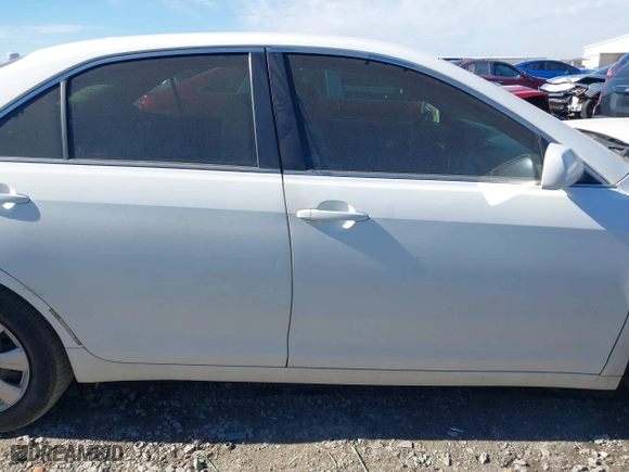 2011 Toyota Camry LE with VIN 4T1BK3EK2BU622315, listed as a IAAI auction lot 41467344 with 91,675 mi miles. Bid and sale history available at carsss.com. Image 13.