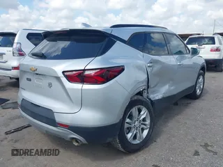 2020 Chevrolet Blazer LT with VIN 3GNKBBRA8LS700895, listed as a IAAI auction lot 42379056 with 61,800 mi miles and . Bid and sale history available at DreamBid. Image 4.
