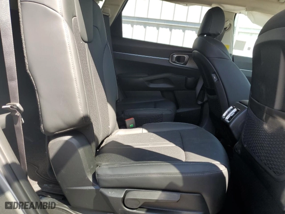 2024 Kia Sorento Hybrid EX with VIN KNDRHDLG7R5248567, listed as a Copart auction lot 68286974 with 3,020 mi miles and Salvage Title. Bid and sale history available at carsss.com. Image 11.