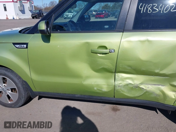 2015 Kia Soul with VIN KNDJN2A22F7816743, listed as a IAAI auction lot 41834023 with 133,522 mi miles. Bid and sale history available at carsss.com. Image 6.
