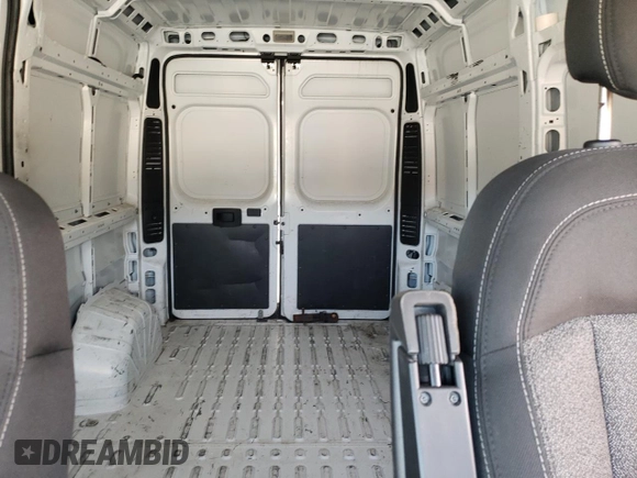 2017 Ram ProMaster Cargo with VIN 3C6TRVBG9HE532657, listed as a Copart auction lot 43176645 with 170,022 mi miles and Clean Title. Bid and sale history available at DreamBid. Image 10.