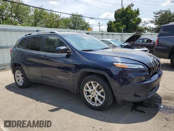 2016 Jeep Cherokee Latitude z VIN 1C4PJLCB9GW136970, wystawiony jako Copart lot #62094035 z przebiegiem 158 020 mil mil oraz Szkoda całkowita • Salvage title. Historia ofert i sprzedaży dostępna na DreamBid. Obrazek 4.
