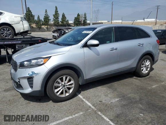 2019 Kia Sorento LX with VIN 5XYPG4A31KG555272, listed as a Copart auction lot 53296765 with 172,696 mi miles and Clean Title. Bid and sale history available at carsss.com. Image 1.