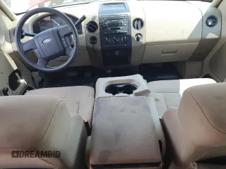 2004 Ford F-150 STX z VIN 1FTRX14W44NB09724, wystawiony jako Copart lot #63908855 z przebiegiem 159 715 mil mil oraz Szkoda całkowita • Salvage title. Historia ofert i sprzedaży dostępna na DreamBid. Obrazek 8.