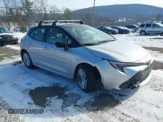 2023 Toyota Corolla Hatchback SE with VIN JTND4MBE2P3198882, listed as a IAAI auction lot 41396040 with 10,670 mi miles. Bid and sale history available at carsss.com. Image 1.