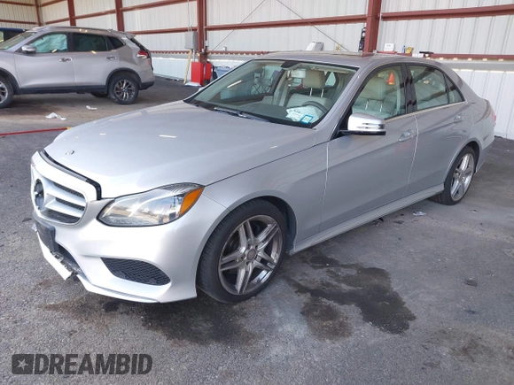 2014 Mercedes-Benz E 350 Sport z VIN WDDHF5KB2EA831973, wystawiony jako IAAI lot #41748637 z przebiegiem 153 481 mil mil oraz . Historia ofert i sprzedaży dostępna na DreamBid. Obrazek 17.