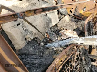 1966 Ford Mustang z VIN 6F08C385335, wystawiony jako Copart lot #42833715 z przebiegiem Nie podano mil oraz Nie do naprawy • Non repairable. Historia ofert i sprzedaży dostępna na DreamBid. Obrazek 10.