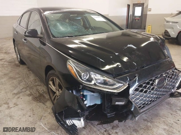 2019 Hyundai Sonata Sport with VIN 5NPE34AF4KH789783, listed as a IAAI auction lot 41082804 with 92,877 mi miles. Bid and sale history available at carsss.com. Image 17.