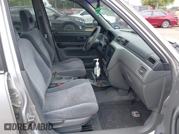 1998 Honda CR-V EX with VIN JHLRD1866WC039728, listed as a IAAI auction lot 42102198 with 192,998 mi miles. Bid and sale history available at carsss.com. Image 5.