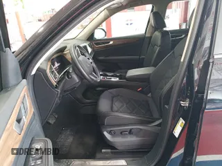 2024 Volkswagen Atlas SE с VIN 1V2HR2CA0RC565268, выставлен на аукционе IAAI как лот 42796122 с пробегом 25 132 миль миль и . История ставок и продаж доступна на DreamBid. Изображение 26.