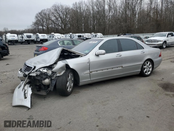 2004 Mercedes-Benz S-Class 4.3L with VIN WDBNG83J34A393060, listed as a Copart auction lot 44951755 with 0 mi miles and Salvage Title. Bid and sale history available at carsss.com. Image 1.