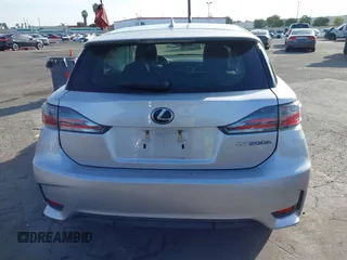 2015 Lexus CT 200h z VIN JTHKD5BH8F2224030, wystawiony jako IAAI lot #41624510 z przebiegiem 95 176 mil mil oraz . Historia ofert i sprzedaży dostępna na DreamBid. Obrazek 16.