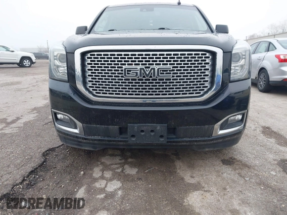 2017 GMC Yukon XL Denali with VIN 1GKS2HKJ2HR310377, listed as a IAAI auction lot 41153582 with 130,194 mi miles. Bid and sale history available at carsss.com. Image 13.