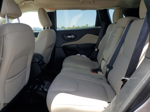 2016 Jeep Cherokee 75th Anniversary с VIN 1C4PJLCS1GW217512, выставлен на аукционе Copart как лот 60060525 с пробегом 111 864 миль миль и Списание • Salvage title. История ставок и продаж доступна на DreamBid. Изображение 11.