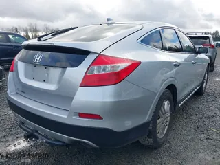 2013 Honda Crosstour EX with VIN 5J6TF3H30DL002597, listed as a IAAI auction lot 41789253 with 101,231 mi miles. Bid and sale history available at carsss.com. Image 6.