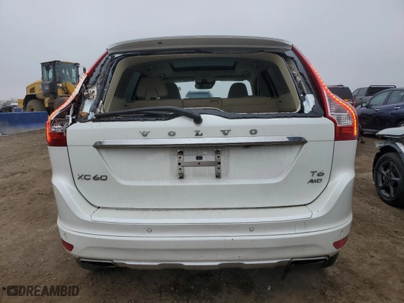 2015 Volvo XC60 T6 Platinum with VIN YV4902RMXF2721719, listed as a Copart auction lot 43857215 with 44,579 mi miles and Clean Title. Bid and sale history available at carsss.com. Image 6.