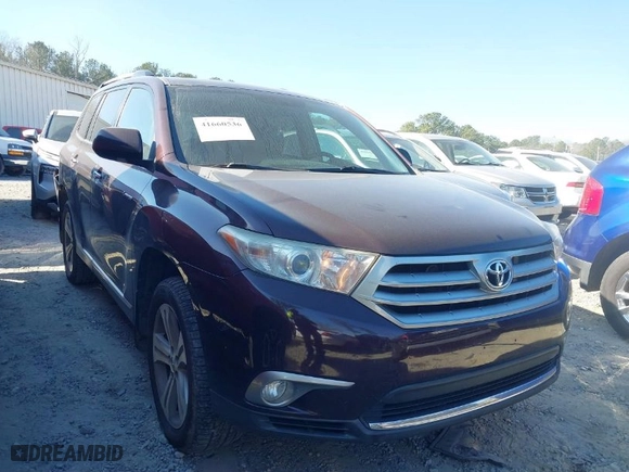 2013 Toyota Highlander Limited with VIN 5TDDK3EH8DS261746, listed as a IAAI auction lot 41660536 with 134,894 mi miles. Bid and sale history available at carsss.com. Image 13.