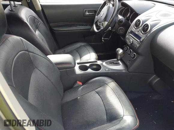 2009 Nissan Rogue S with VIN JN8AS58V19W161161, listed as a IAAI auction lot 41835248 with 174,926 mi miles. Bid and sale history available at carsss.com. Image 5.