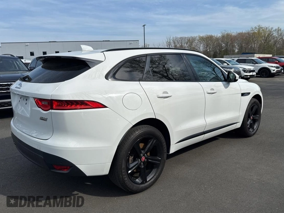 2018 Jaguar F-Pace z VIN SADCL2FN8JA259869, wystawiony jako Copart lot #54601565 z przebiegiem 89 138 mil mil oraz Czysty tytuł • Clean title. Historia ofert i sprzedaży dostępna na DreamBid. Obrazek 4.