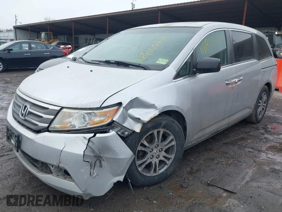 2013 Honda Odyssey EX-L with VIN 5FNRL5H63DB007682, listed as a IAAI auction lot 41408103 with 201,453 mi miles and . Bid and sale history available at carsss.com. Image 17.