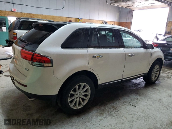 2012 Lincoln MKX z VIN 2LMDJ6JK9CBL02245, wystawiony jako Copart lot #53363515 z przebiegiem 130 227 mil mil oraz Czysty tytuł • Clean title. Historia ofert i sprzedaży dostępna na DreamBid. Obrazek 3.