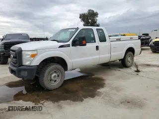 2014 Ford F-250 XL z VIN 1FT7X2B65EEB26551, wystawiony jako Copart lot #42010375 z przebiegiem 268 219 mil mil oraz Czysty tytuł • Clean title. Historia ofert i sprzedaży dostępna na DreamBid. Obrazek 1.