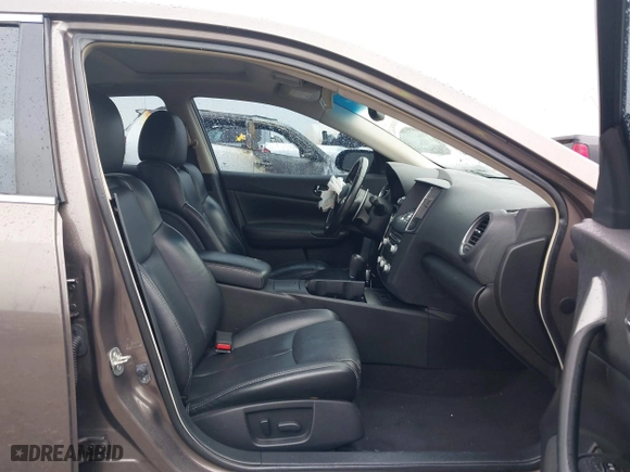 2012 Nissan Maxima 3.5 SV with VIN 1N4AA5AP5CC815460, listed as a IAAI auction lot 41332405 with 173,855 mi miles. Bid and sale history available at carsss.com. Image 5.