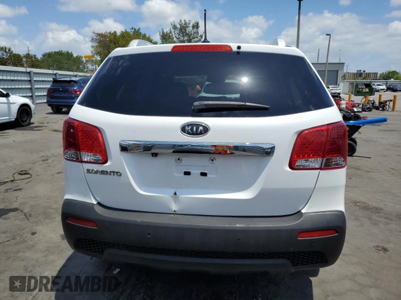 2011 Kia Sorento LX with VIN 5XYKTCA17BG135286, listed as a Copart auction lot 54501785 with 144,282 mi miles and Clean Title. Bid and sale history available at carsss.com. Image 6.