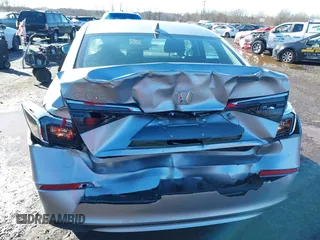 2022 Honda Civic Sedan LX with VIN 2HGFE2F2XNH545465, listed as a IAAI auction lot 41571131 with 43,866 mi miles. Bid and sale history available at carsss.com. Image 6.