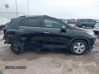 2020 Chevrolet Trax LT z VIN 3GNCJLSB2LL136235, wystawiony jako IAAI lot #41866450 z przebiegiem 65 129 mil mil oraz . Historia ofert i sprzedaży dostępna na DreamBid. Obrazek 14.