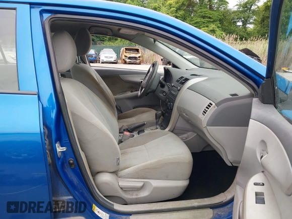 2010 Toyota Corolla z VIN 2T1BU4EE4AC503045, wystawiony jako IAAI lot #42351498 z przebiegiem 133 249 mil mil oraz . Historia ofert i sprzedaży dostępna na DreamBid. Obrazek 5.