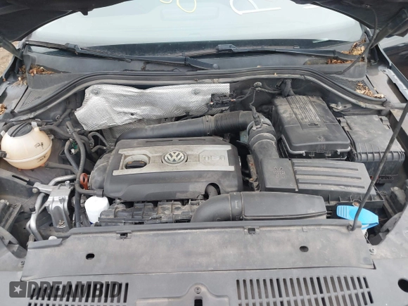 2012 Volkswagen Tiguan SE with VIN WVGAV7AX7CW609609, listed as a IAAI auction lot 41947280 with 77,942 mi miles and . Bid and sale history available at DreamBid. Image 10.